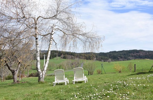 Auzon Communaute Cottage | Charming House in Saint-Hilaire: Nature Retreat Near Puy-de-Dôme