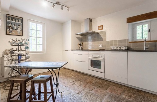 Lorgues House | Charming House in Lorgues with Terrace and Private Garden