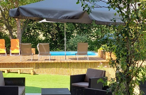 Malaucene House | Charming house with swimming pool at the foot of Mont Ventoux