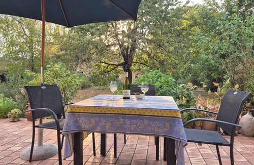 Michaugues Cottage | Charming vacation rental in the heart of Burgundy