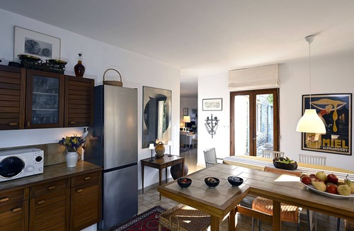 Gordes House | Charming Villa with Shaded Terrace, Pool and Luberon View