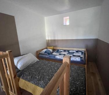 Saint-Didier-sur-Doulon House | Chez la ptite famille