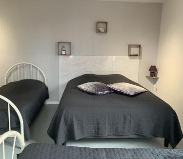 Pontcarre Hotel | chez stephane