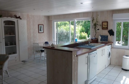 Cap-Ferret Apartment | Close to Cap Ferret Comfortable independent apartment with garden