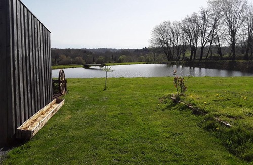 Lubersac House | Cocolac- gîte avec étang privé en Corrèze-