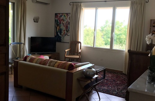 Grasse House | Comfortable house with enclosed garden and pool