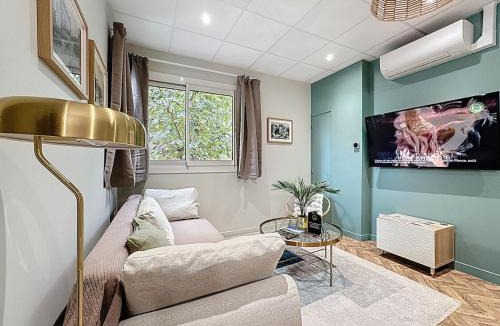 Blatin Apartment | Confort & clim au cœur du centre-ville - Gare routière