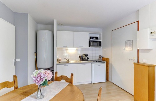 Egletons House | Cosy apartment near Égletons Town