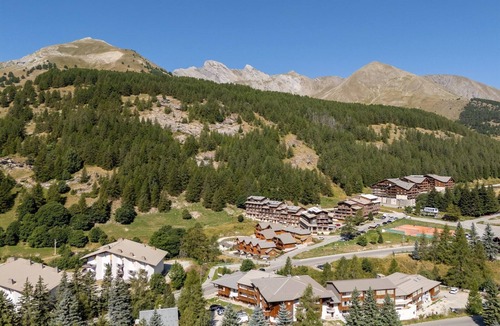Allos Apartment | Cosy, bright apartment in Allos