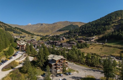 Allos Apartment | Cosy, bright apartment in Allos