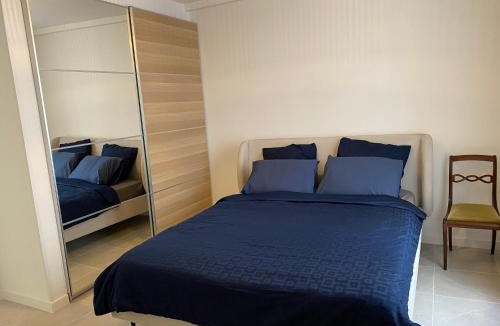 Les Baumettes Apartment | Cosy Nice Promenade des Anglais Beach Apartment parking