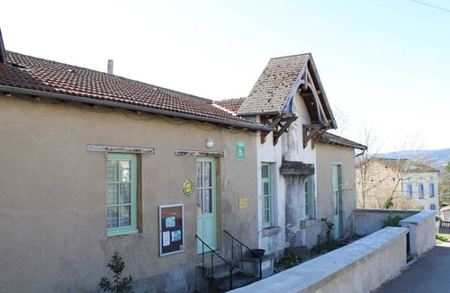 La Chabanne Cottage | Cottage for 14 guests in La Chabanne with WiFi and pets allowed