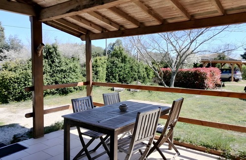 Gras House | Cottage 'Gîte - La Petite Maison De Noémie' with Private Terrace, Wi-Fi and Air Conditioning