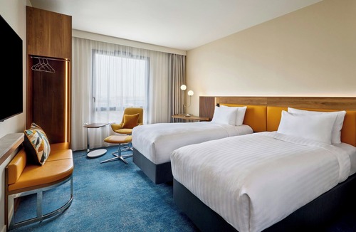 Genas Hotel | Courtyard By Marriott Lyon Eurexpo Stadium