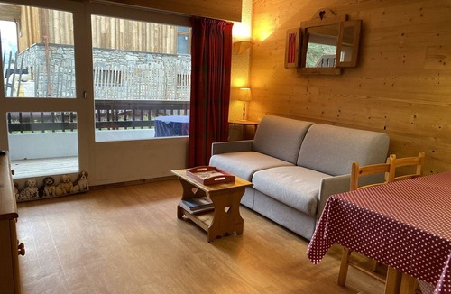 Jeux Apartment | Cozy 1BR Apartment for 4, Near Slopes and Shops - L'Alpe d'Huez