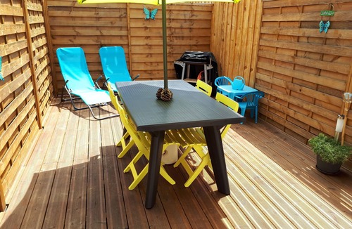Gujan-Mestras Apartment | Cozy vacation rental in the Arcachon Basin for 2–4 people, in a quiet location near amenities