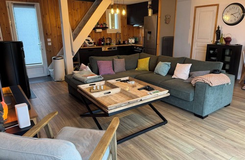 Le Porge Ski Chalet | Cozy-warm chalet by the sea with a great location. Switch off, feel good.