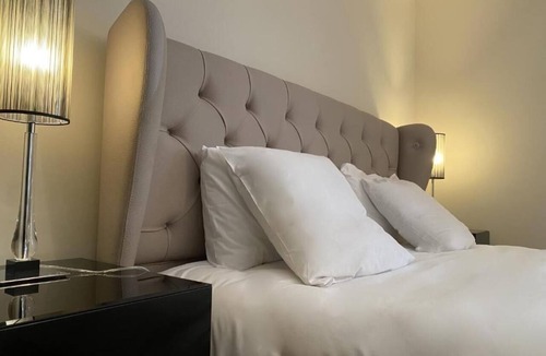 Aurons Hotel | Domaine de la Reynaude