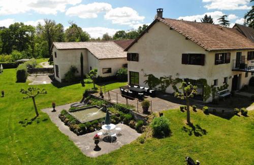 Ajat House | Domaine des Ormeaux