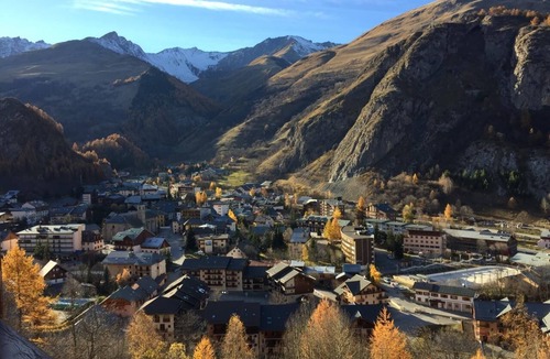Valloire Apartment | Duplex 7/9p on piste/200m from village center & ESF/heated pool