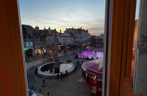 Moulins Apartment | Duplex apartment in the heart of town