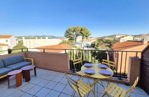 Les Sablettes Apartment | Duplex Contemporain, Climatisation à Deux pas de la mer