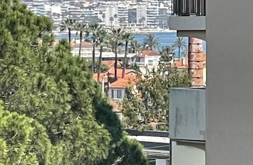 Golfe Juan Apartment | Elégant Appartement 2pièces PiscineVue mer parking
