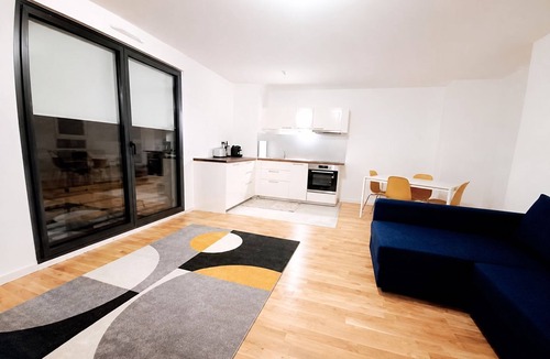 Rueil-Malmaison Apartment | Elegancia Rueil, 20 min de Paris La Défense, quartier recherché, Lac