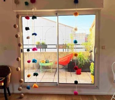 Le Rouet Apartment | Elegant Marseille Prado Loft Walk to velodrome metro and Tram