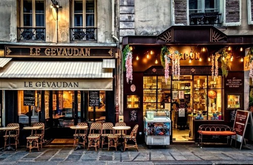 Saint-Thomas-d'Aquin Apartment | EXPERIENCE PARISIAN ELEGANCE IN THE MOST DESIRABLE DISTRICTS – SAINT GERMAIN