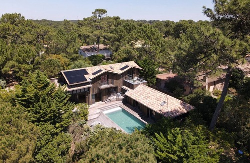 L'Herbe Villa | Fabulous renovated villa, quiet and close to pond/forest/ocean