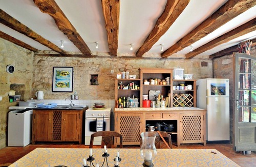 La Chapelle-Saint-Jean House | Family‑Friendly Rustic French Countryside Holiday Maison with Panoramic Views