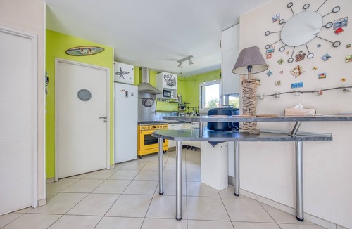 Biscarrosse Villa | Family Villa on 3000m² with Private Pool, Terrace, and Wi-Fi