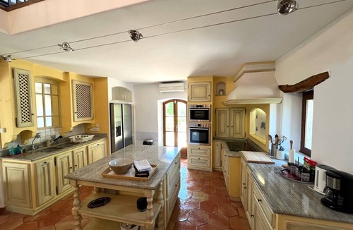 Seguret House | Ferme St Joseph