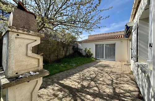 La Cotiniere House | 4-room house near Cotinière Port with garden and parking