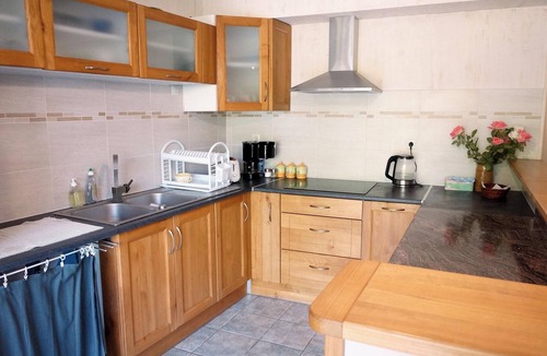 Treigny House | Homerez - Holiday Rental in Treigny