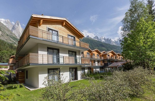 Les Tines Apartment | Furnished Apartment in an attractive town Chamonix
