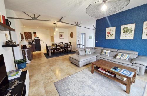 Milly-la-Foret Apartment | Gîte à la ferme avec sauna et climatisation, forêt de Fontainebleau