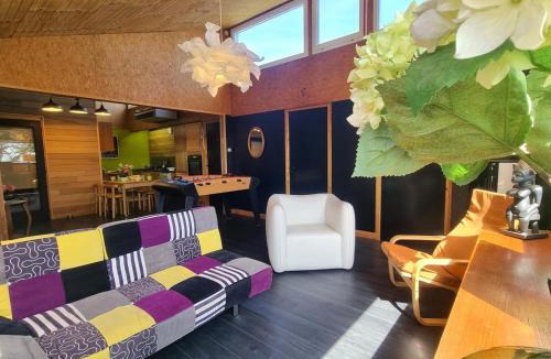 Montbrison House | Gîte de charme avec jardin et terrasse privative à Montbrison - FR-1-496-329