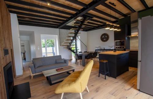 Anlhiac House | Gîte de la fontanelle