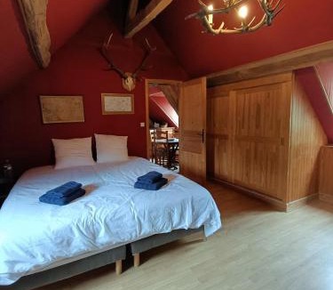 Treigny House | Gîte du Parc Animalier de Boutissaint - Le Cerf