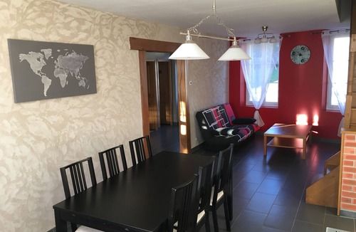 Pougny House | Gîte Les Rondières