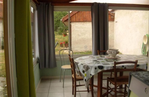 Poezat House | Gîte Pôëzat, 4 pièces, 6 personnes - FR-1-489-118