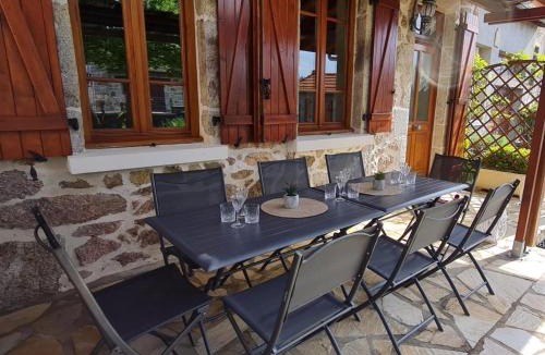 Laprugne House | Gîte spacieux et calme avec jardin, animaux acceptés - FR-1-489-568