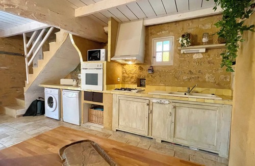 Saint-Aubin-de-Nabirat House | Gite 7 Personnes Bordé par la Riviere