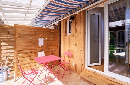 Eyliac House | Gite À L'Envol with Private Terrace and Shared Garden