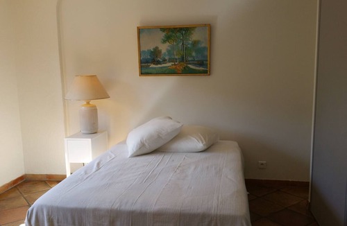 La Colle-sur-Loup Apartment | Gite Le Clos Du Loup Apartment
