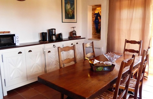 Frayssinet-le-Gelat Cottage | Gîte on the edge of the wood, house with jacuzzi