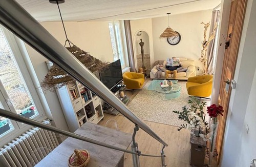 Jouvence Apartment | Grand Duplex spacieux en maison de ville