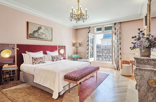 Champs-Elysees Hotel | Grand Powers
